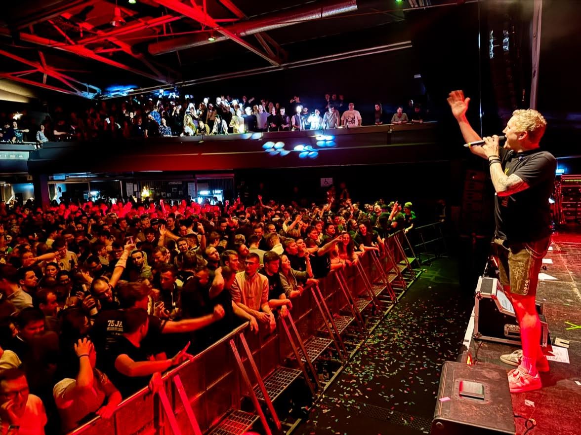 Krachleder Sänger live